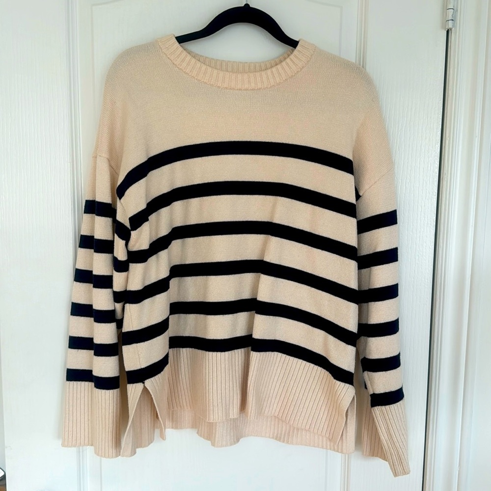 Zara cream striped sweater size large